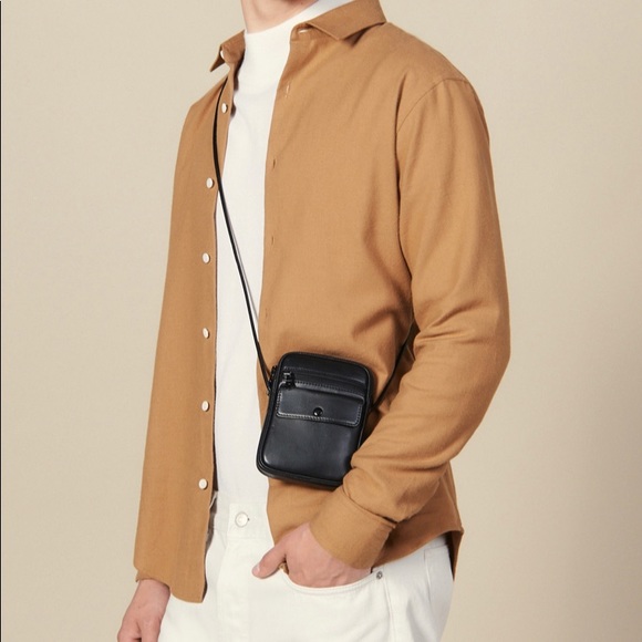 Sandro SMALL SMOOTH LEATHER POUCH - Picture 1 of 6